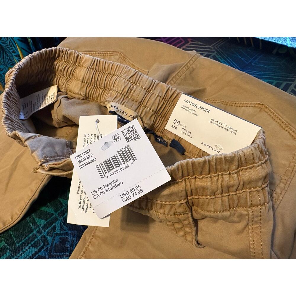 American Eagle joggers NWT